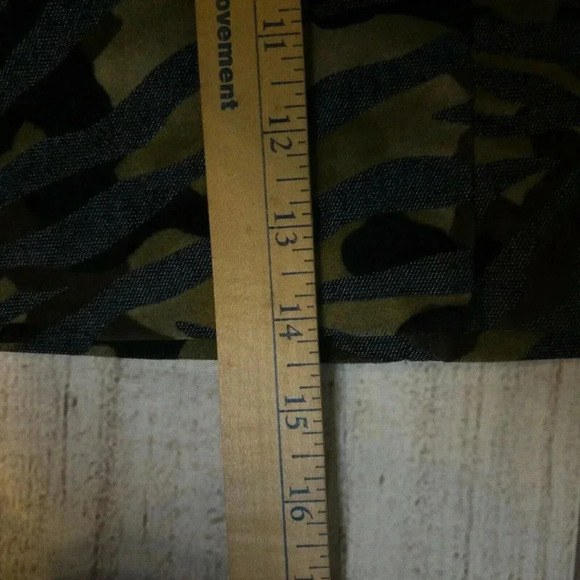 Express Women Green Camoflauge Mini Skirt Sz 1 2 Stretch Pockets Neutral Rock - Picture 10 of 10
